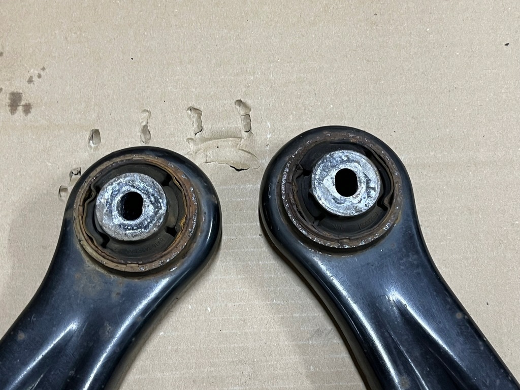 фото №7, Ford transit courier 14- важіль правий перед