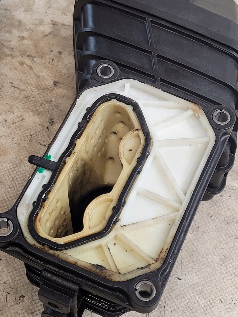 фото №10, Повітрозабірник компресор + захист оригінальний номер 03c145755j 03c145851k vw tiguan 1.4tsi cav