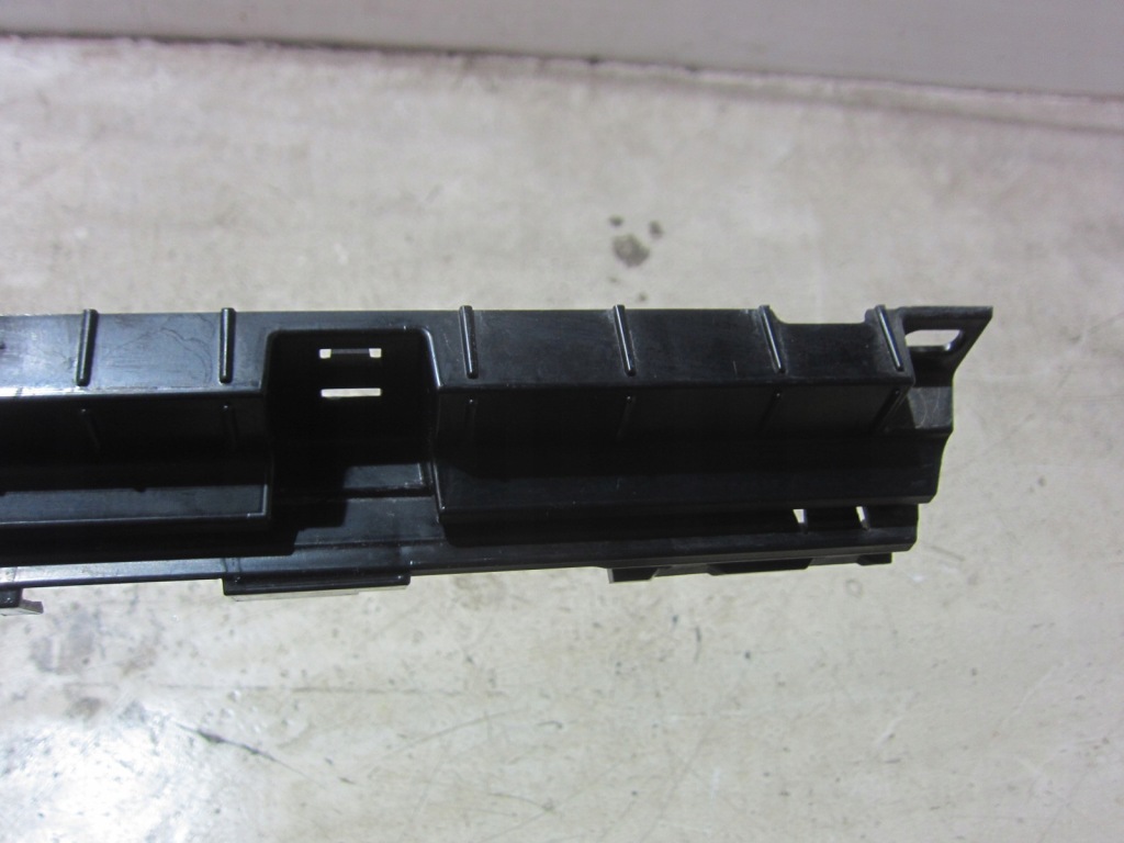 Bmw f02 кронштейн кронштейн кронштейн напрямна поріг права сторона 51777187102 в Україні