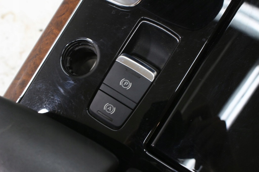 фото №13, Тунель середній підлокітник audi a8 d4 eu