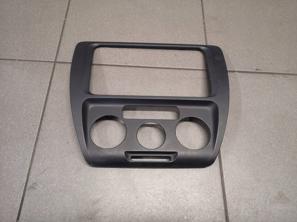 фото №1, Рамка захист консолі vw jetta 5c6858071