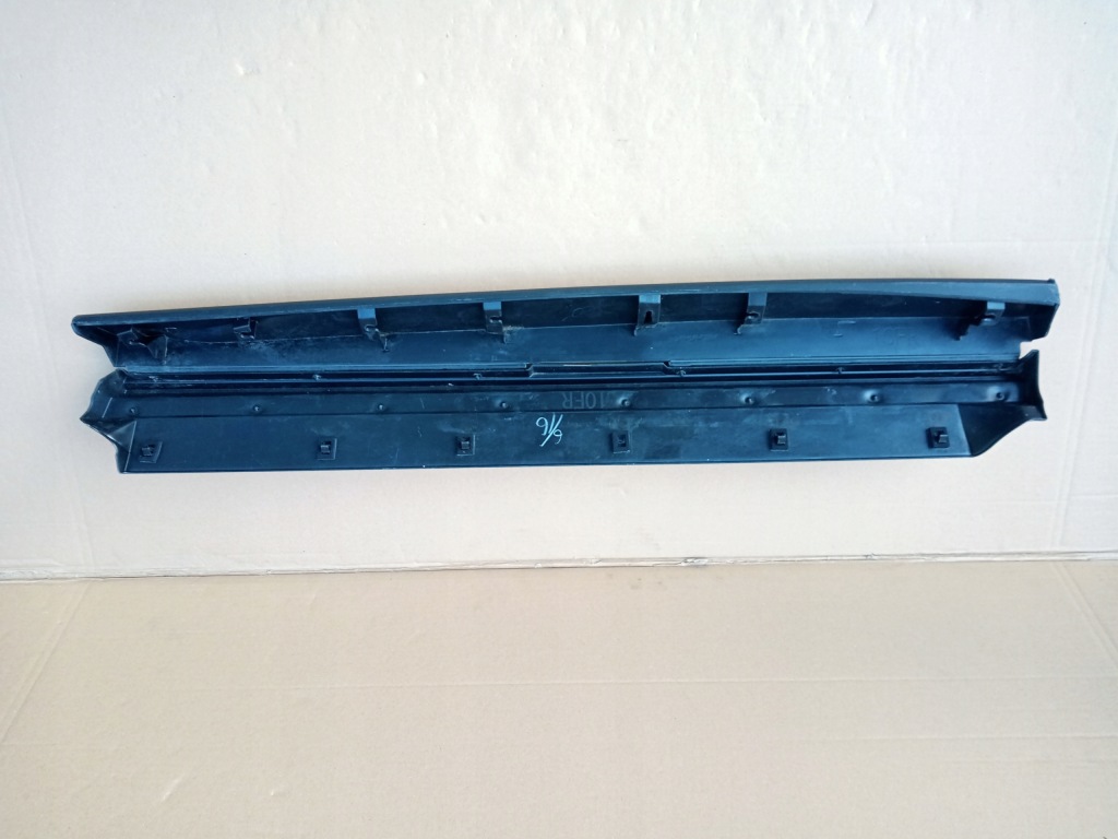 Lexus ux правая молдинг дверь перед 2018r Недорого