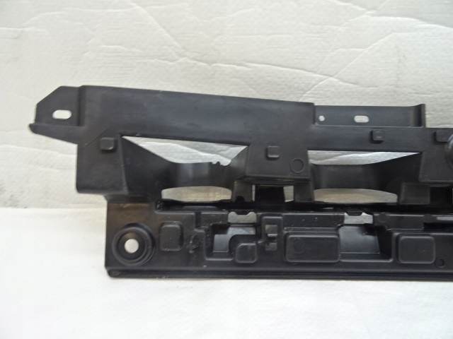 фото №8, Citroen c4 cactus lift направляющая средний бампера заднего задняя 9801686480