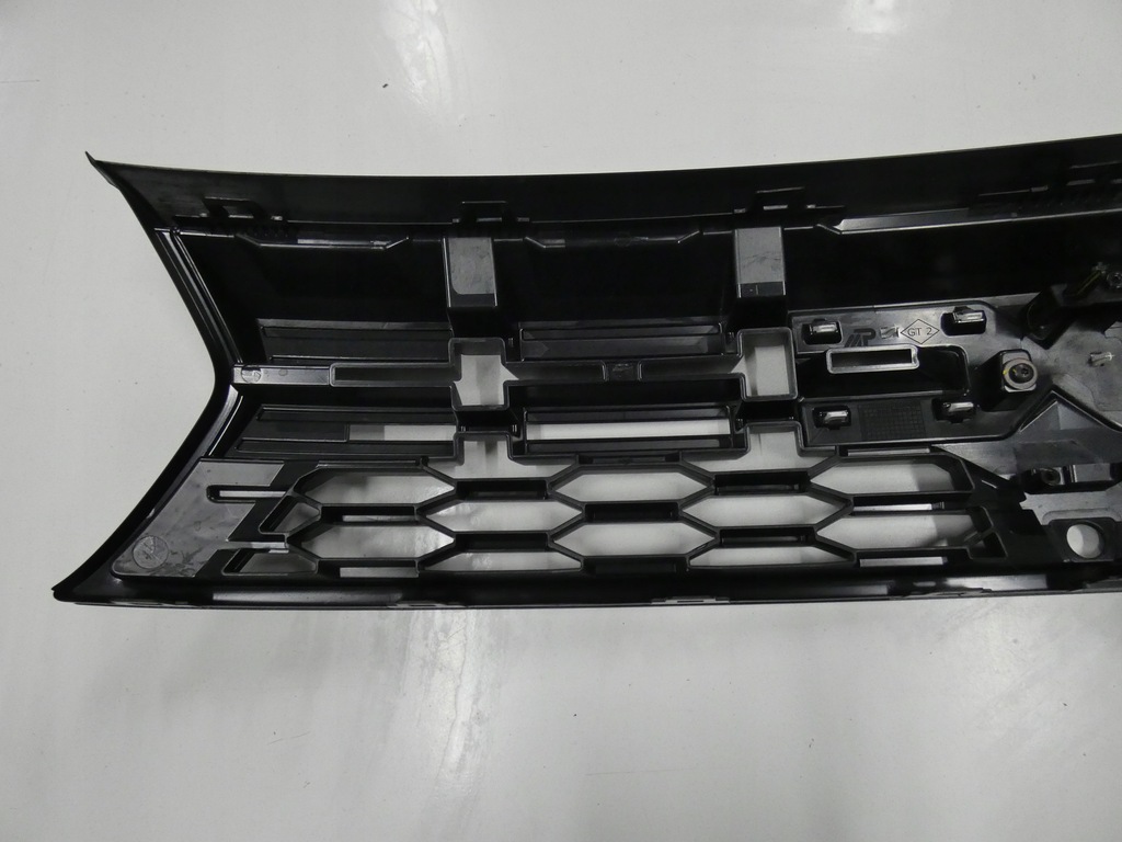 фото №8, Решётка радиатора, решётка радиатора dacia duster