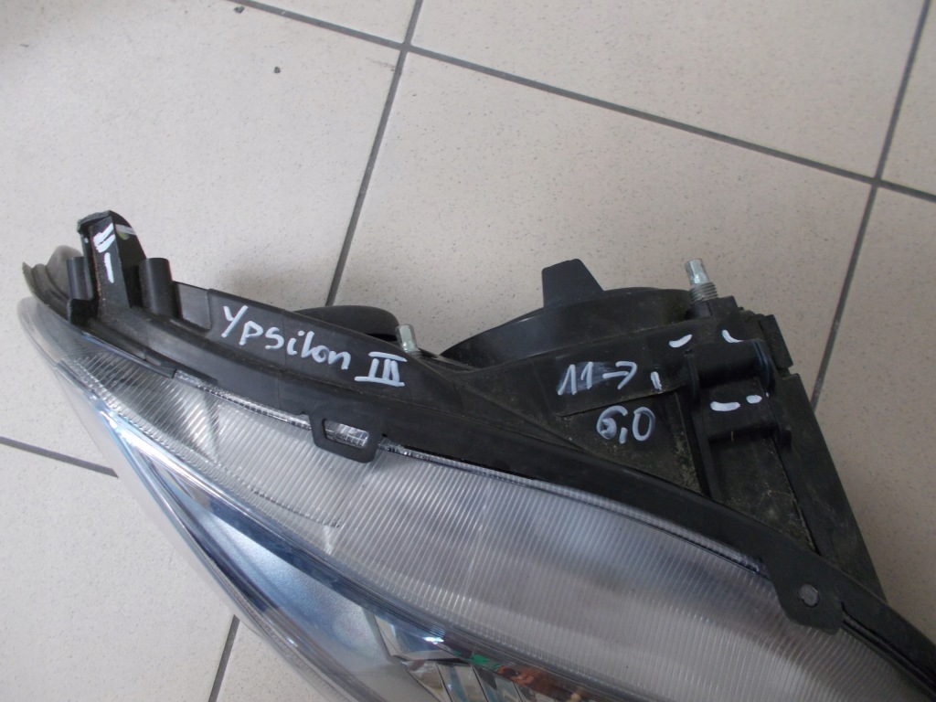 фото №4, Лампа правая перед lancia ypsilon iii 11-