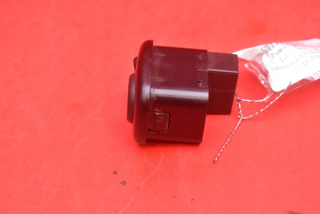 фото №6, Панель регулювання дзеркал eu ldv maxus 05-09