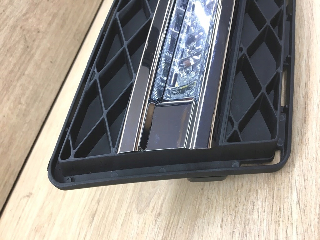 фото №12, Решётка хром правый do glk x204 2008-2012r. свет led drl движение dziennej