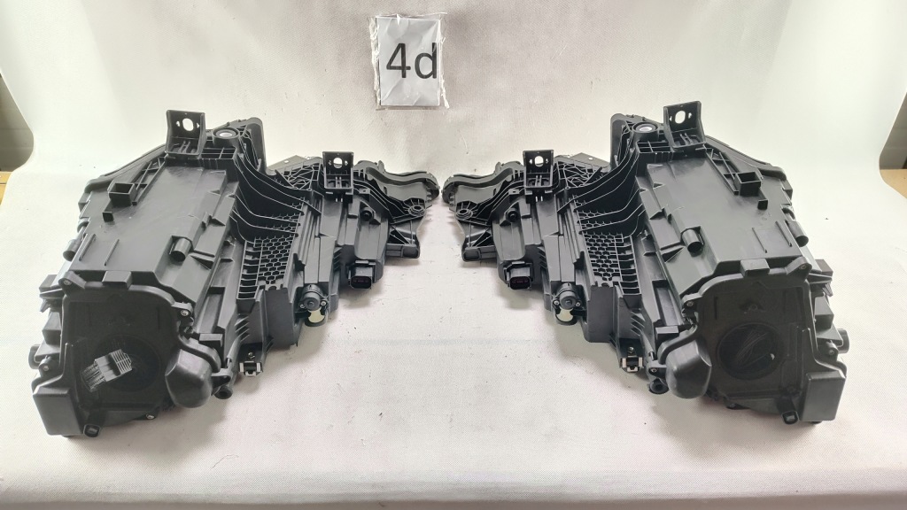 Audi q8 4m8 full led левый правый фара лампа левая правая nowe лампы с Разборки