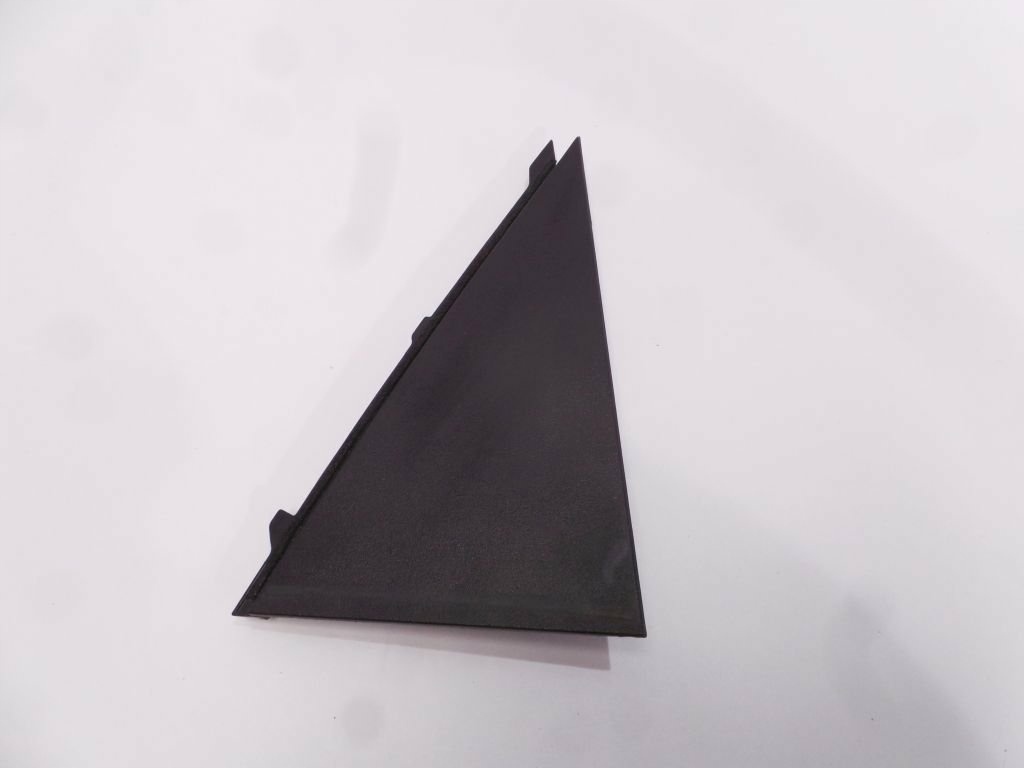 фото №1, Kia niro 19 треугольник заглушка дверь задняя наружное