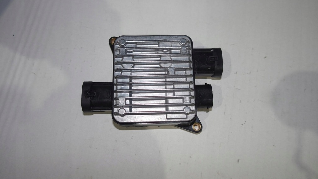 фото №8, Модуль насоса пального maserati levante 06701037100