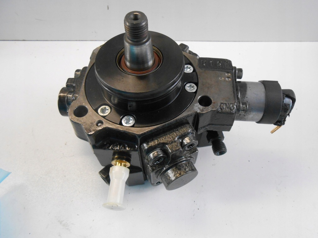 Купити Renault trafic iii megane 1.6dci насос упорскування oryg