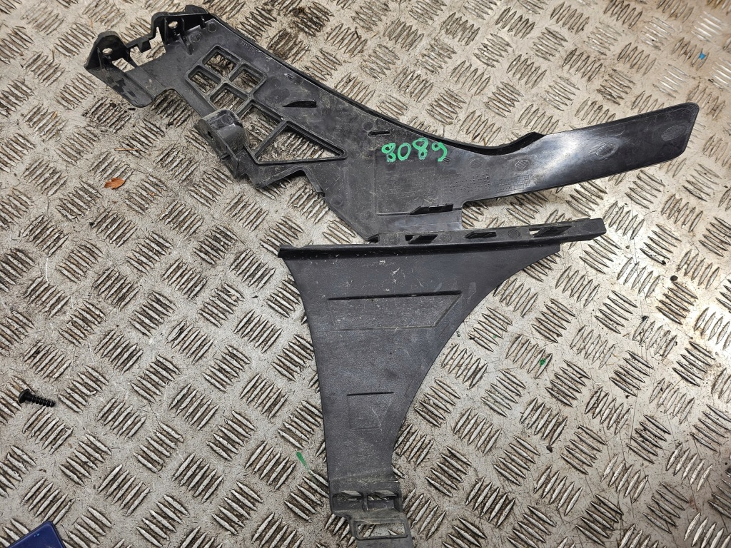 Купити Кронштейн  кронштейн ліва перед бампера mercedes cla w118 a1188853501