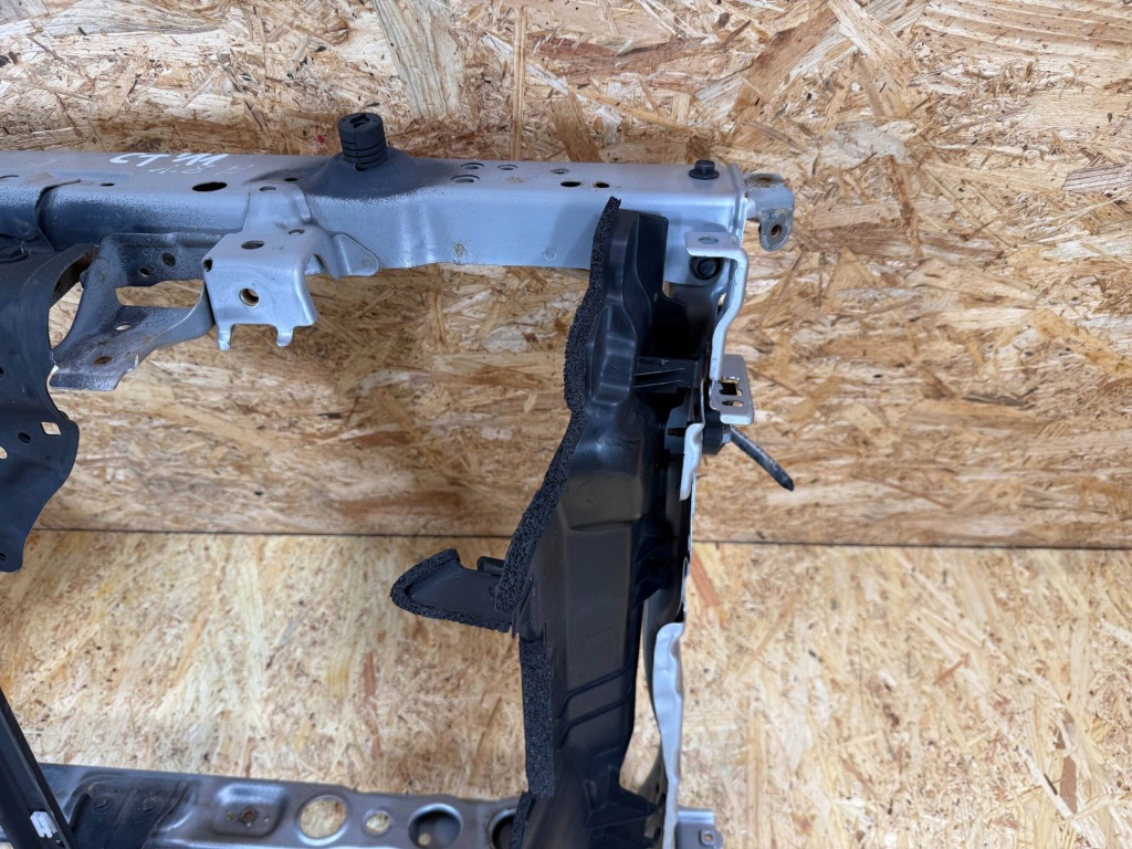 фото №7, Pas передній підсилювач балка повітропровід повітря lexus ct 200h 2011-