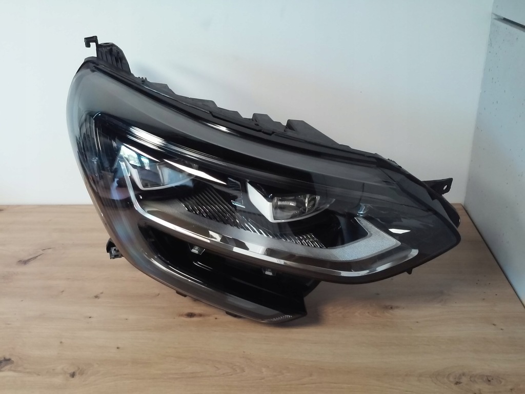 Renault megane iv full led без  pur vision фара в Україні