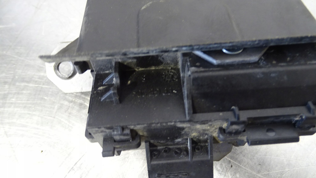 фото №8, Замок кришки багажника ford c-max 1.6