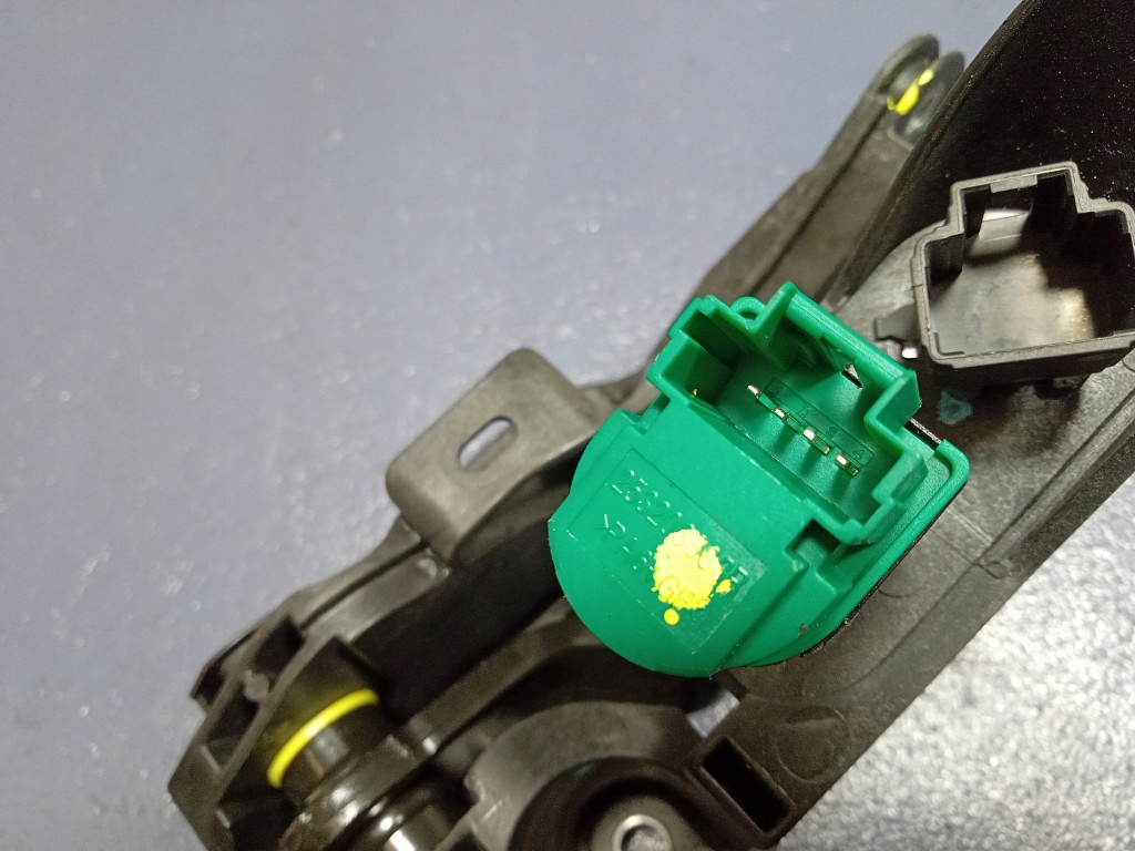 фото №5, Renault clio v педаль тормоза механическая коробка передач 465014942rt