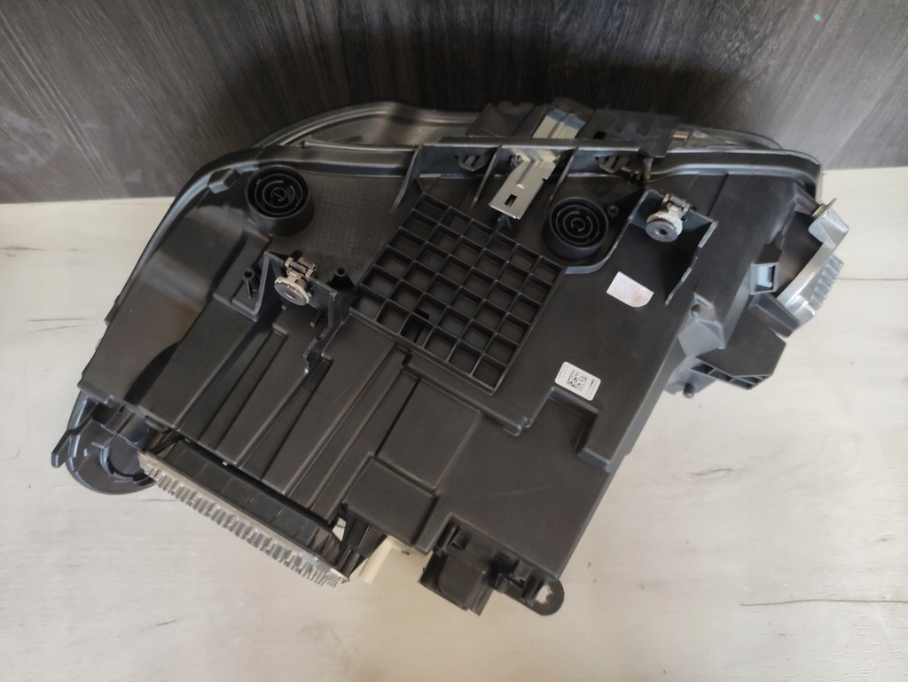 фото №9, Лампа права перед led bmw x1 f48 7436462