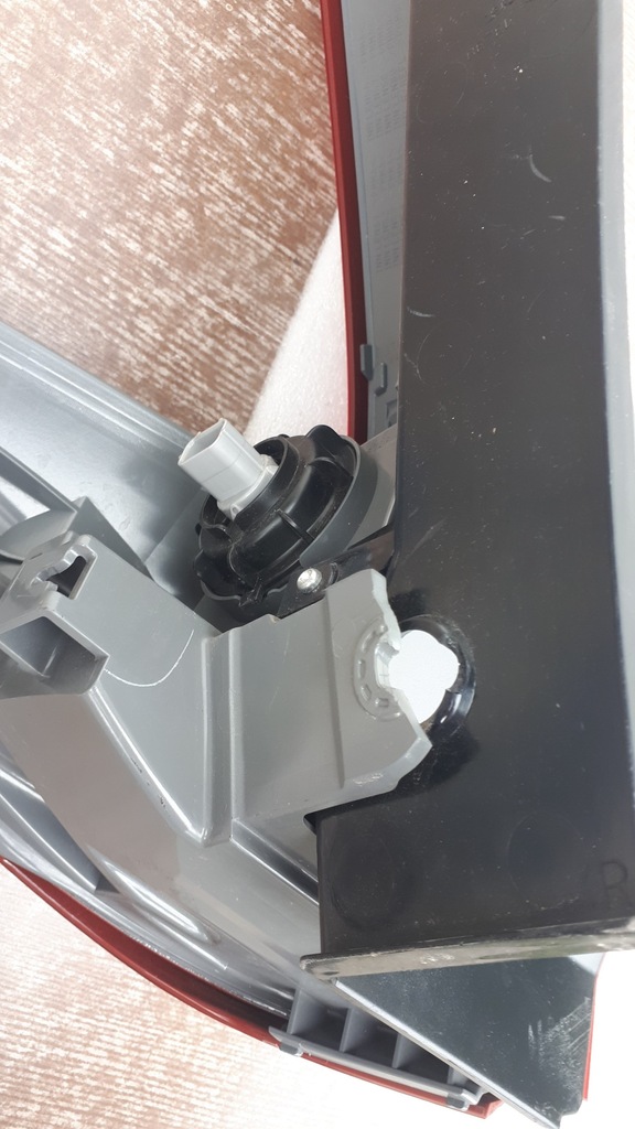 фото №6, Honda crv cr-v v 17- лампа правая задняя eur