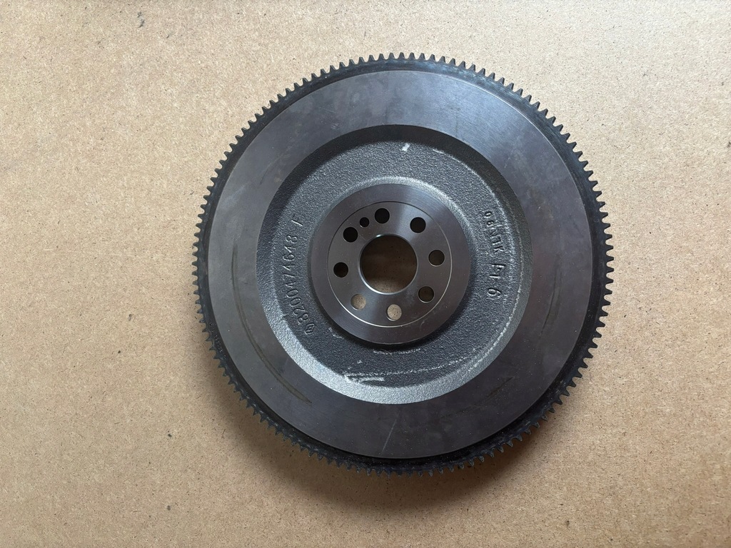 фото №1, Колесо маховик renault trafic ii vivaro 2.0 dci j.nowe 8200474648