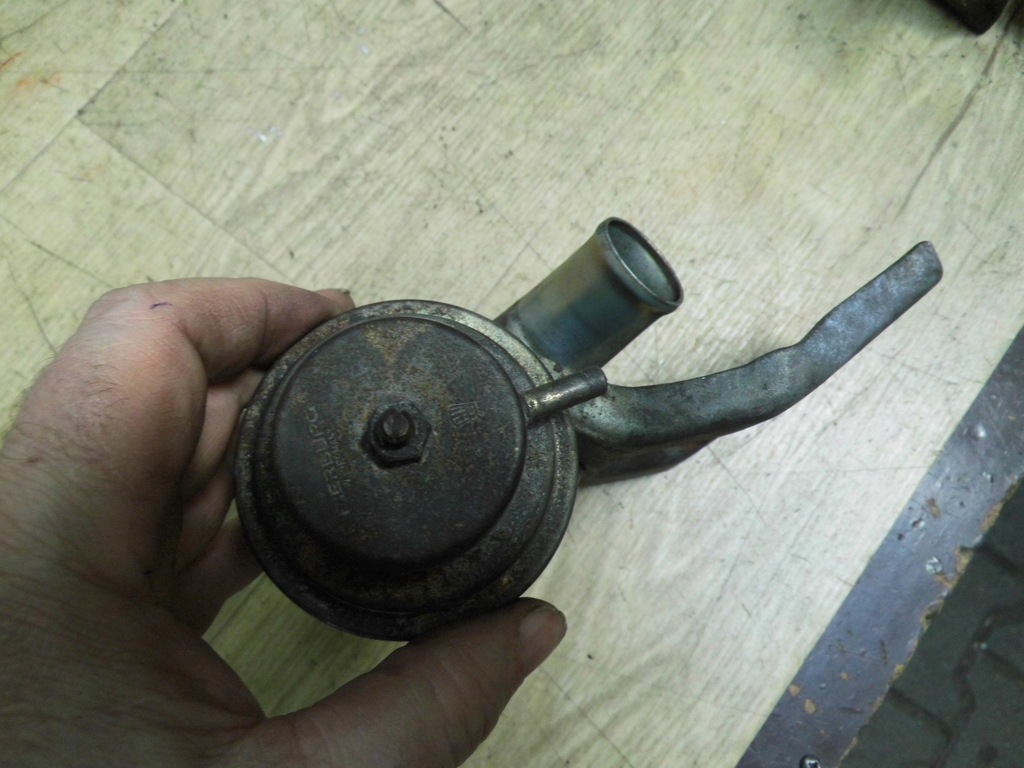 фото №4, Volvo 740 940 2.3 t клапан вакууму