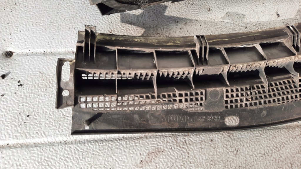 фото №3, Жабо mazda 3 05r 1.6citd