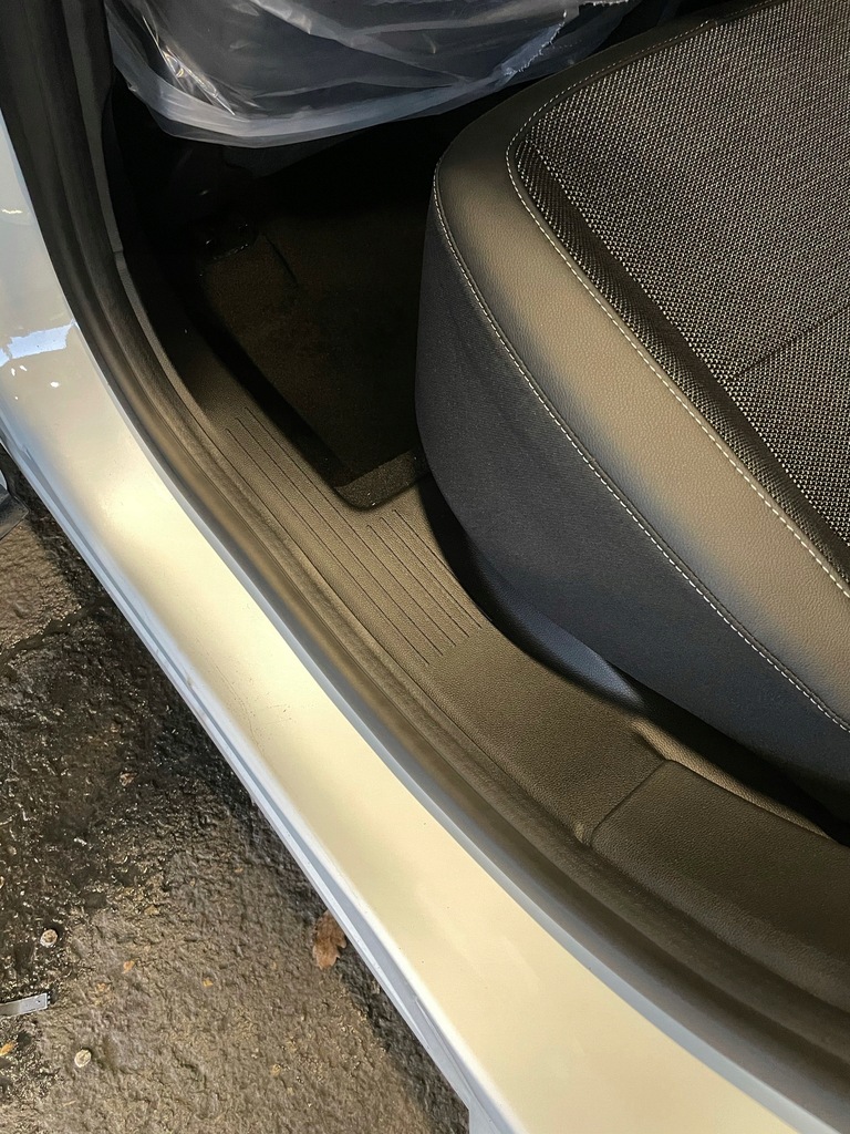 фото №11, Renault captur ii сиденья кожаный заднее сиденье сиденья