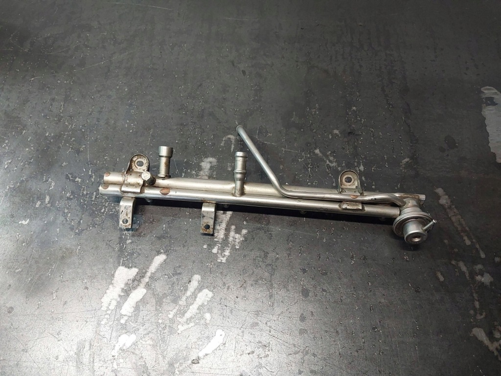 Молдинг упорскування з регулятором bmw 3 e46 316i 1.9 m43tub19 194e1 1435910 Київ