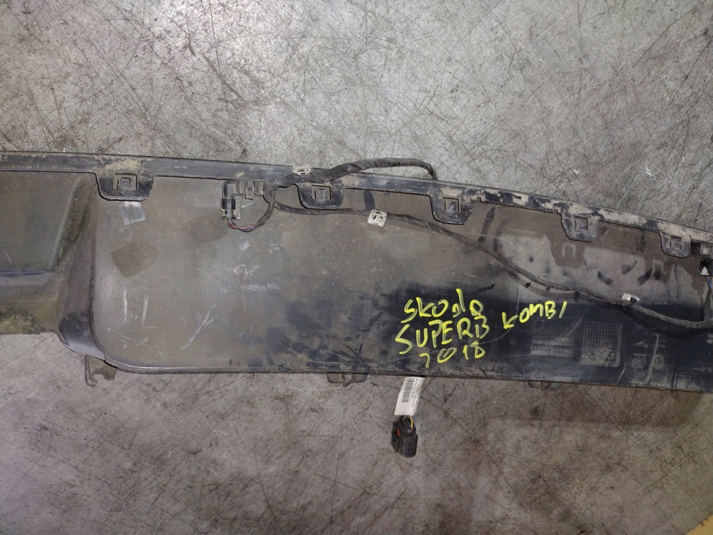 фото №16, Спойлер бампера задняя pdc skoda superb iii kombi