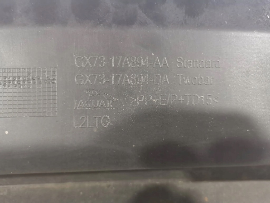 фото №11, Спойлер накладка молдинг бампера дифузор задня jaguar xe 2015- org ładna !!