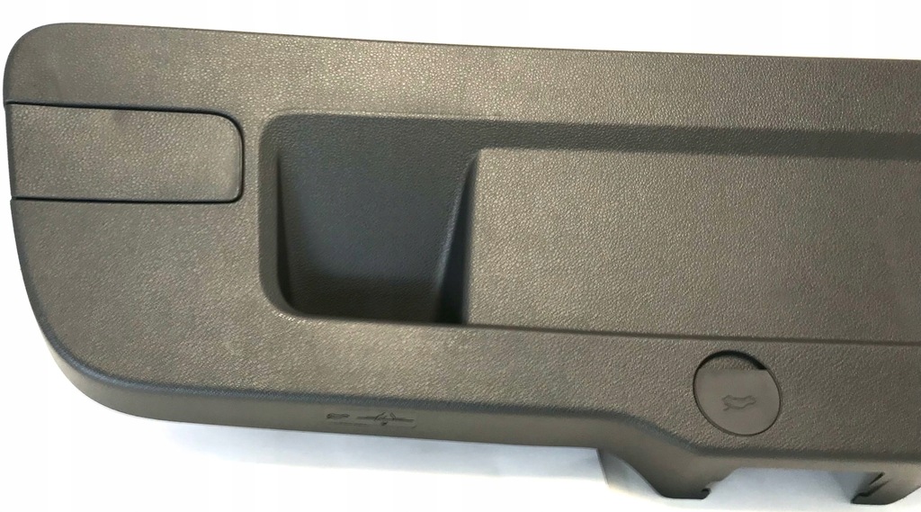 фото №9, Vw jetta оббивка кришки задня 5c6867605a