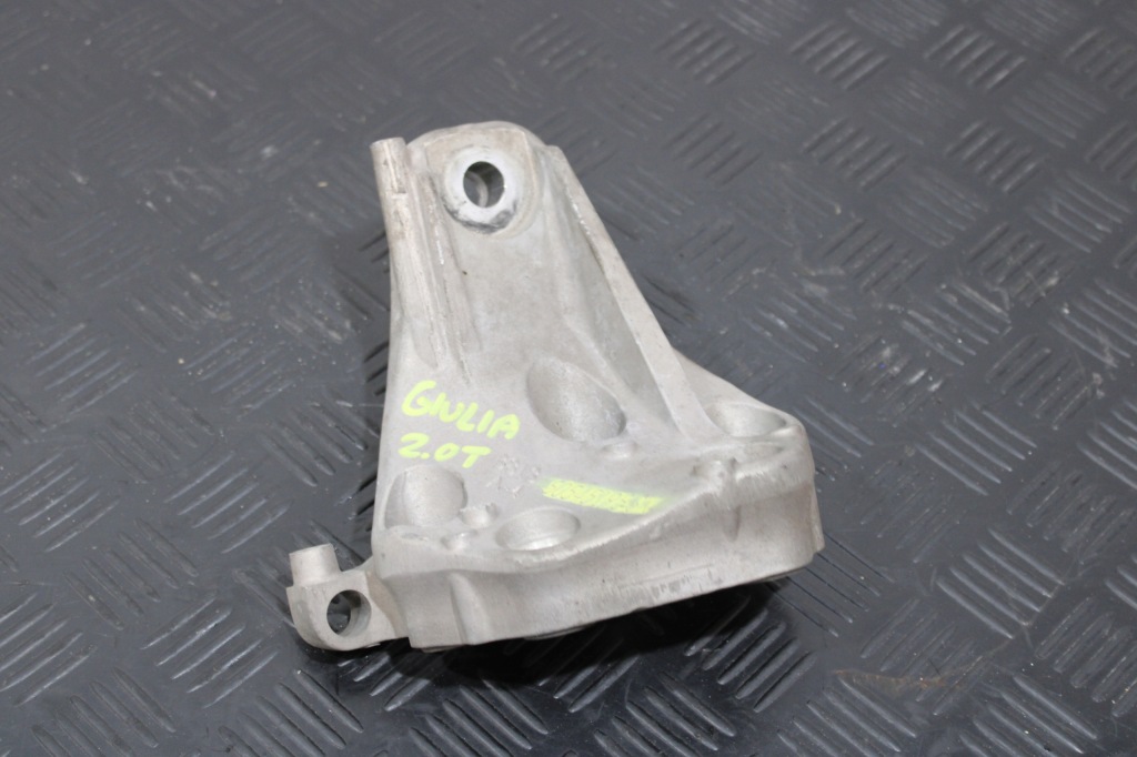 фото №1, Кронштейн кронштейн двигуна 50545195 alfa romeo giulia veloce