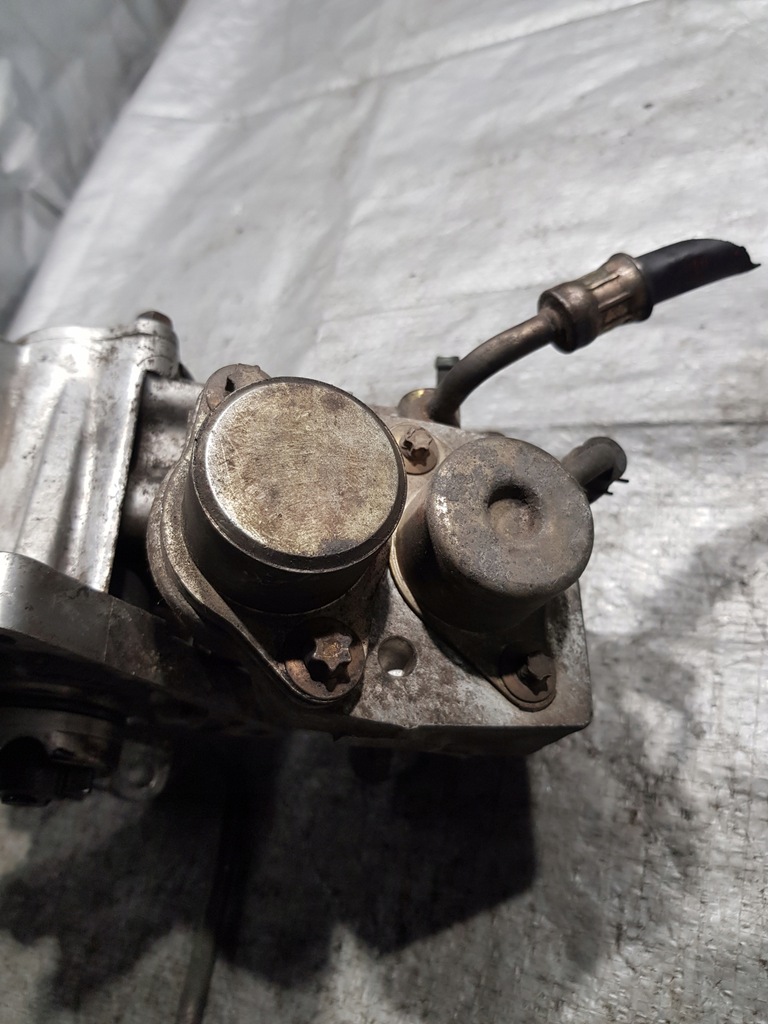 фото №8, Mitsubishi carisma 1.8 gdi насос топлива md351017