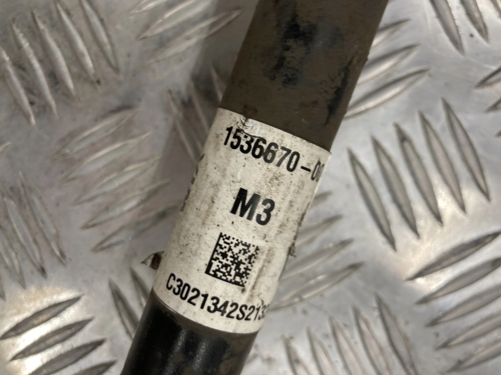 Приводной вал левый задний  tesla model 3 17- awd Цена