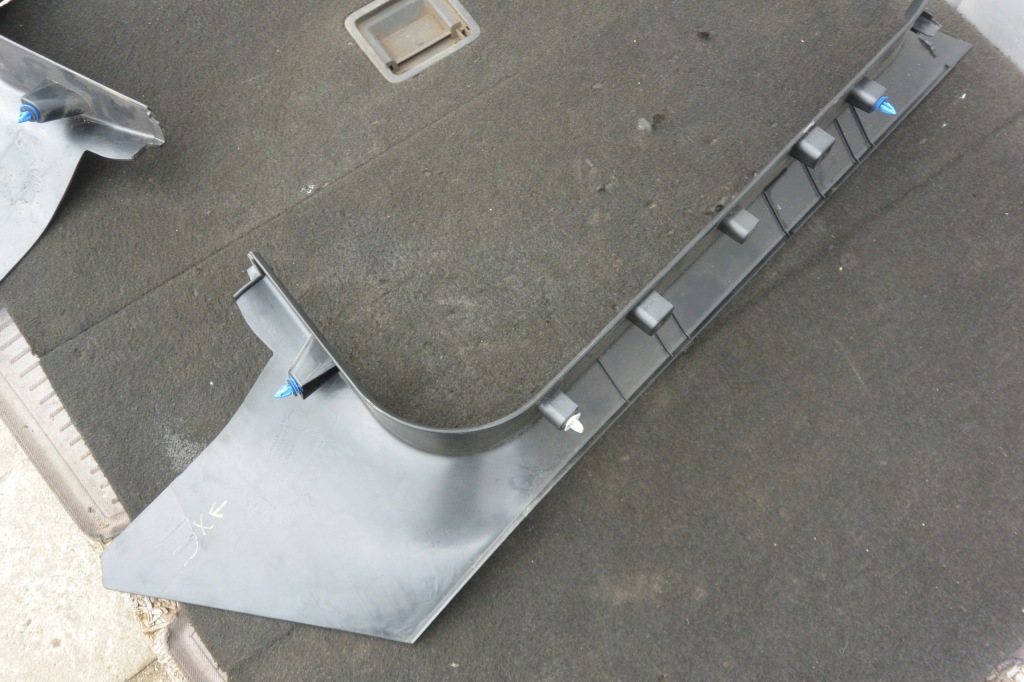 Накладка молдинг поріг права ліва tesla s 12-16 в Україні