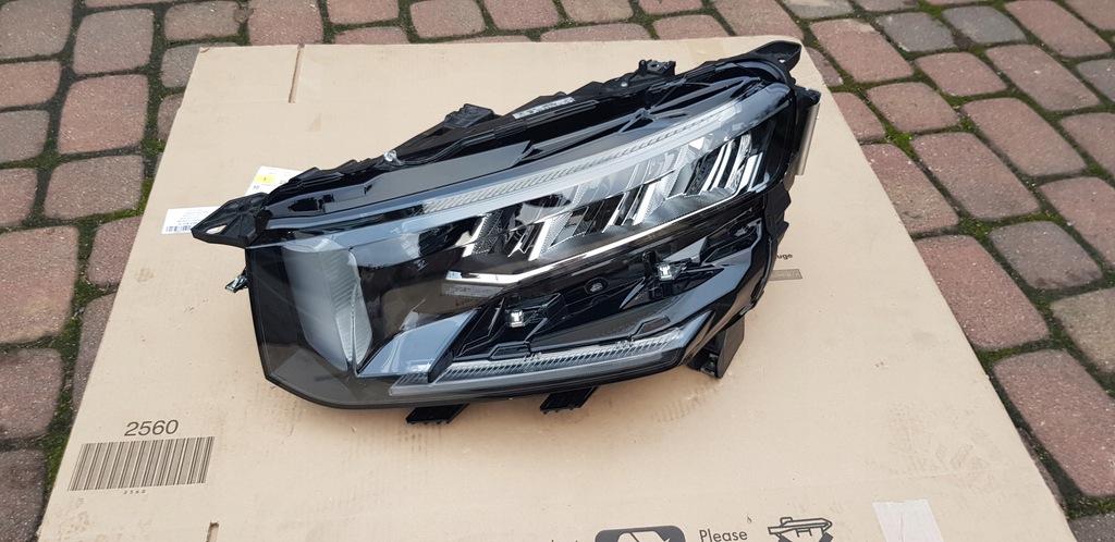 фото №1, Левый full led citroen berlingo iv lift 9852815680