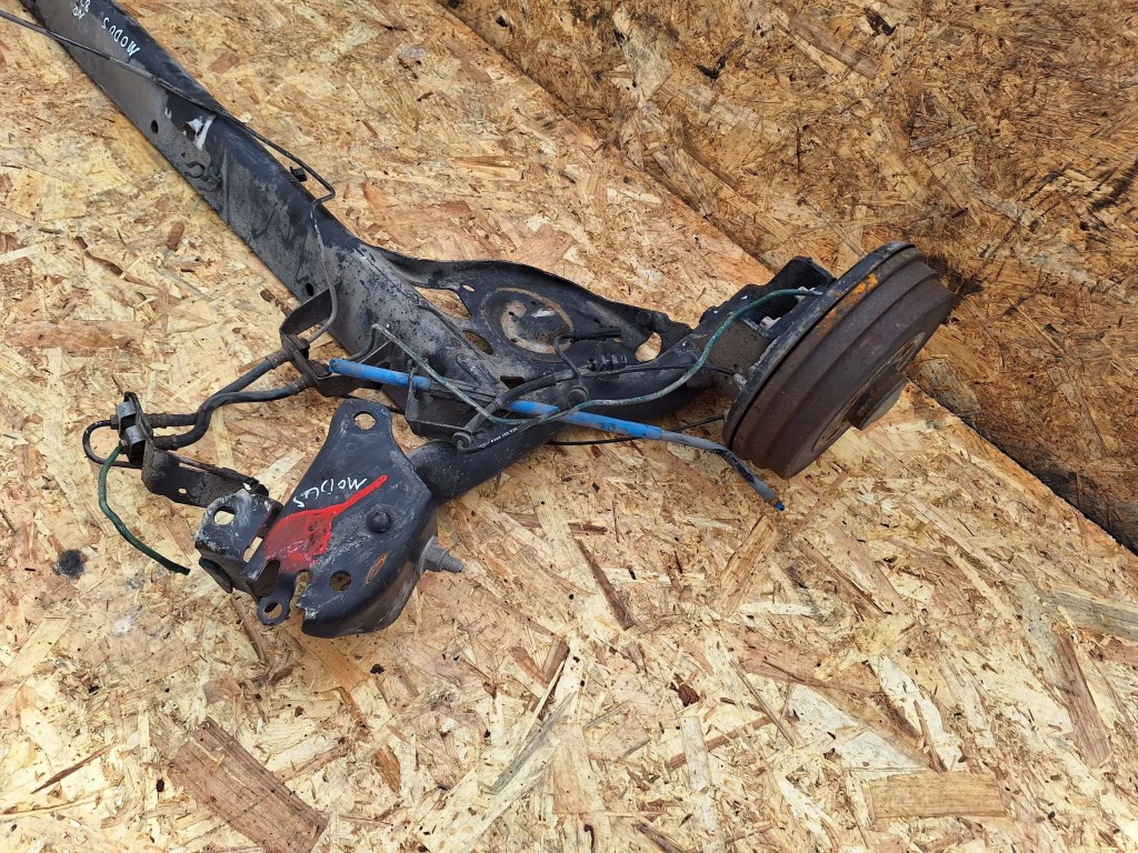 Oś задняя renault modus 04- в Украине