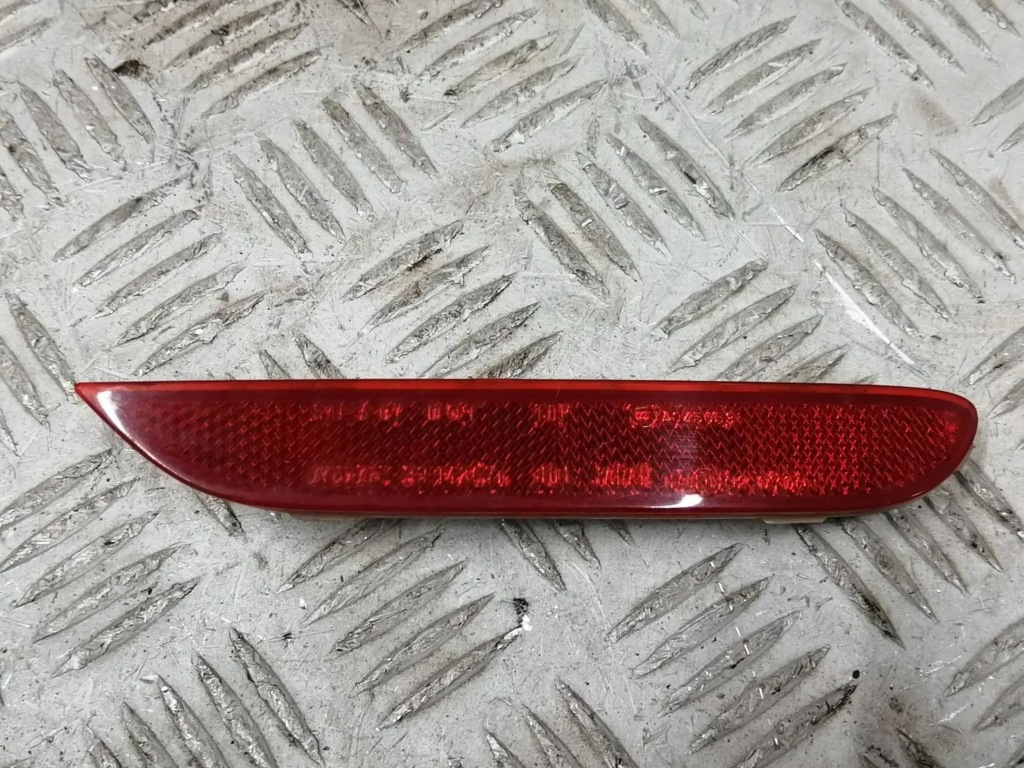 фото №1, Nissan x-trail t32 отражатель правый задняя задний 14-