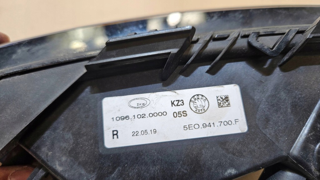 фото №8, Противотуманная фара правый skoda octavia iii 3 5e0941700f