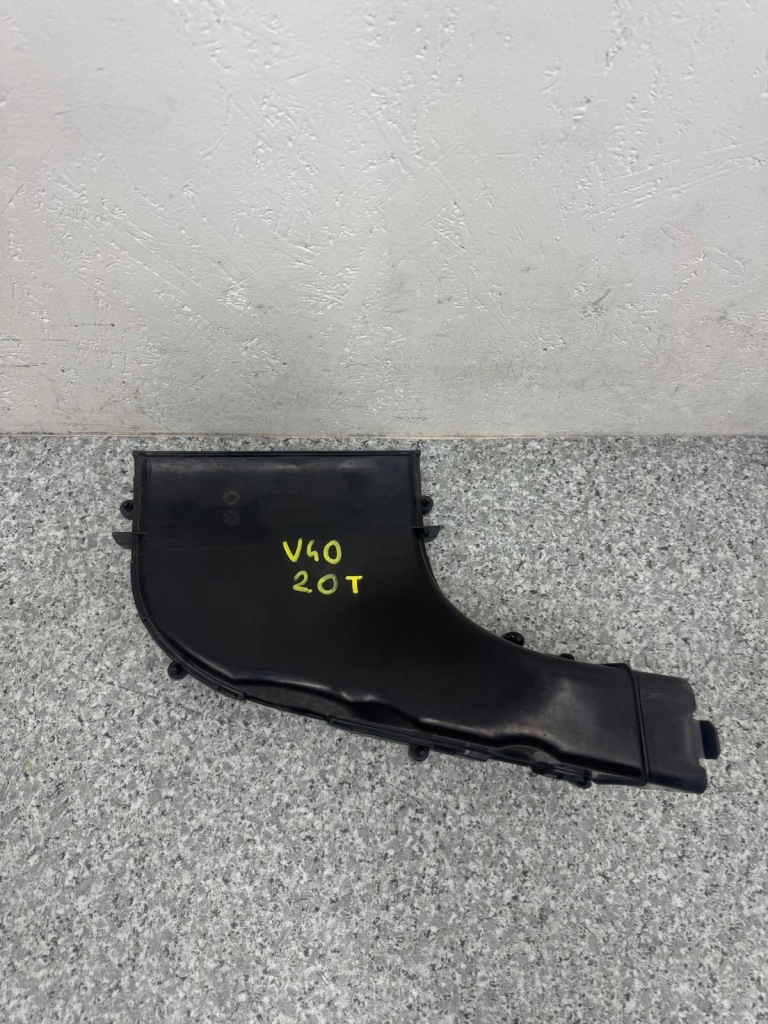 Впуск повітрозабірник шланг повітря volvo v40 2 2012-18 31338658 2.0 d t3 в Україні