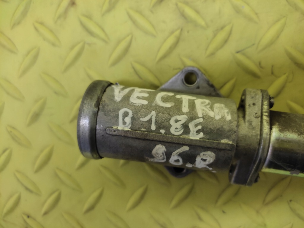 фото №6, Opel vectra b 1.8 клапан egr 90411546