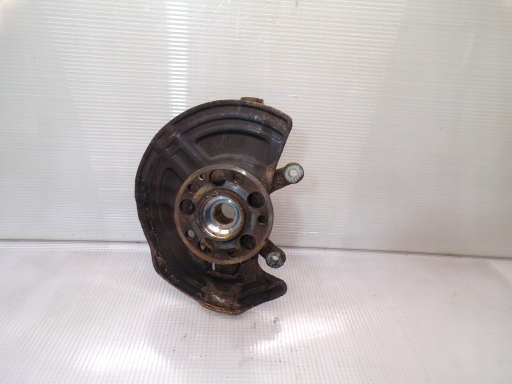 фото №1, Ступица поворотный кулак правая правый перед mercedes slk r 171