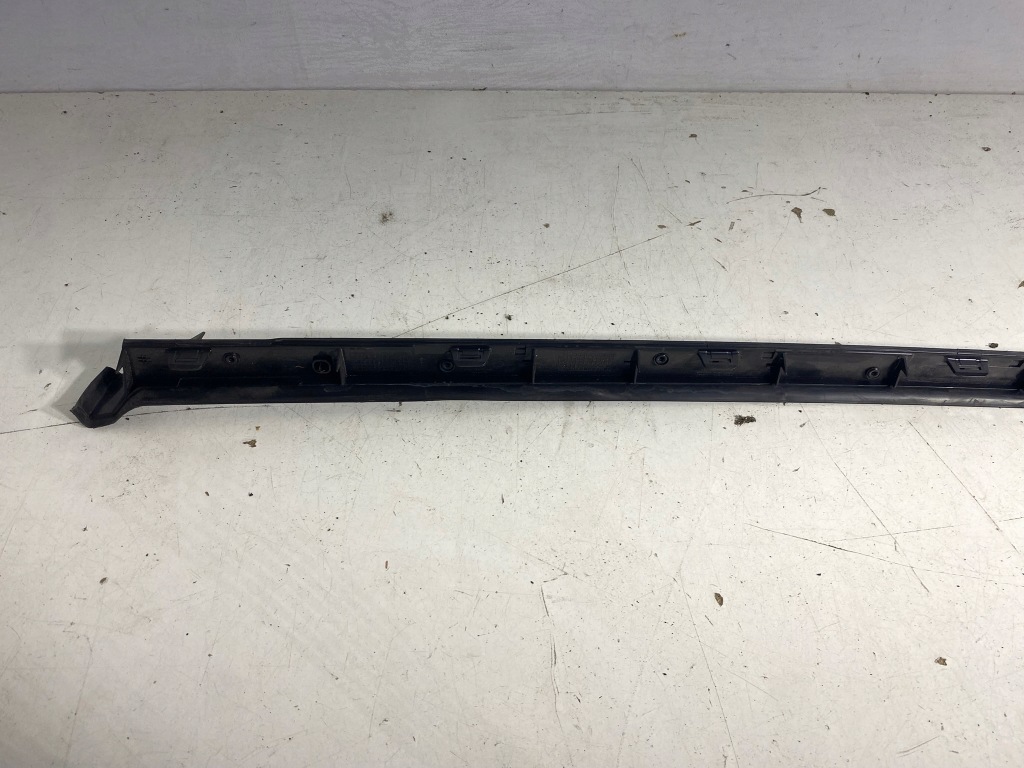 Молдинг стекло лобовое левая peugeot 3008 2 2 европа с Разборки