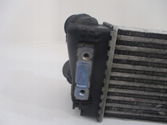 Купити C4 1 1.6 hdi інтеркулер радіатор повітря 9648551880