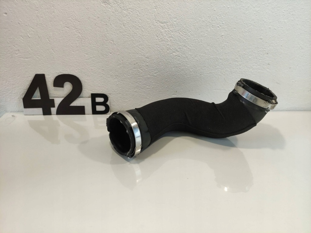 фото №2, Audi a4 b8 труба wąż шланг интеркулер 8k0145737r