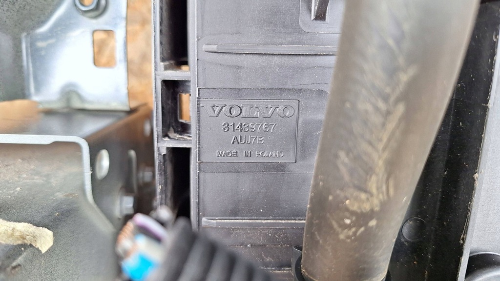 фото №8, Pas передний kompletny 32222108 volvo xc40 2.0 b b3 b4 b5 mild hybrid 19-