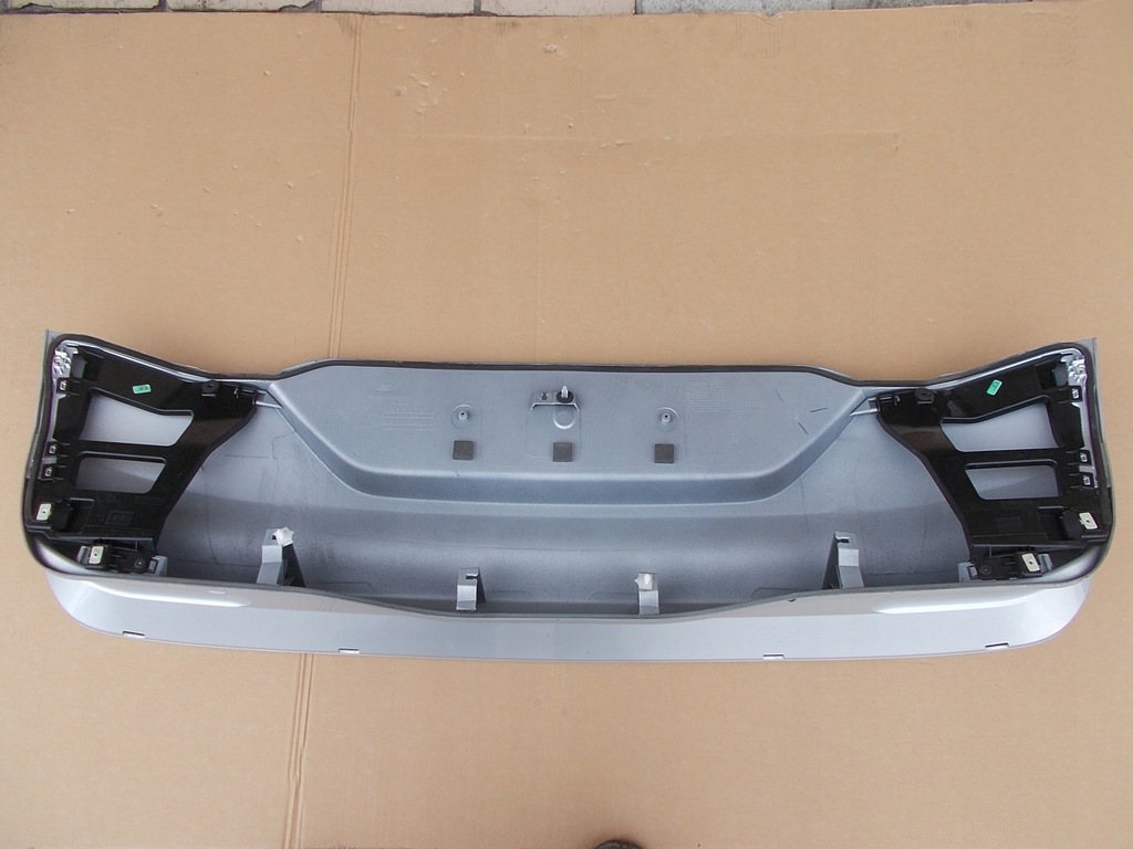 фото №11, Накладка молдинг кришки задня ford mondeo mk5 kombi