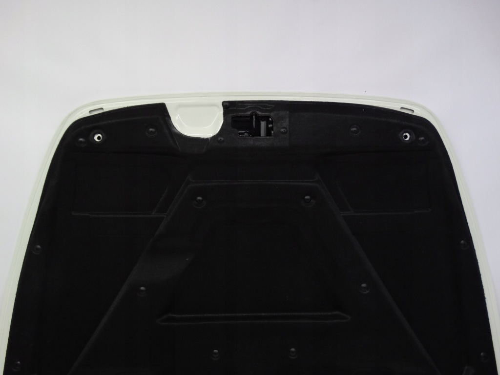 Maserati granturismo grancabrio m145 07-19 bianco eldorado капот оригинальная Цена