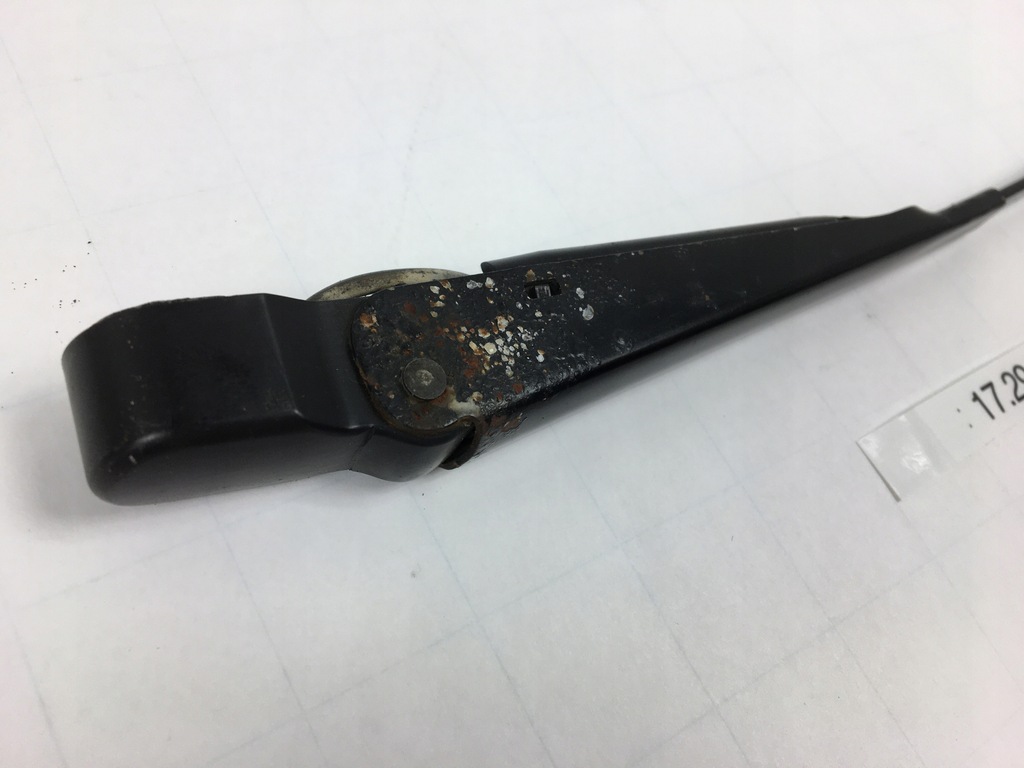 фото №7, Важіль двірники задній скло mercedes w124 kombi s124