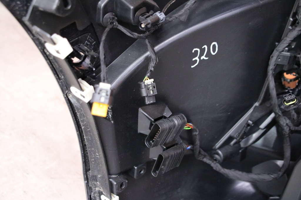 фото №10, Bmw 7 g70 i7 m-pakiet бампер перед передний 416 carbonschwarz