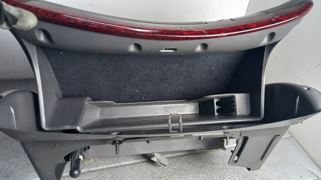 фото №8, Бардачок пасажира volvo s60 02r sedan 2.4d5 00-04r